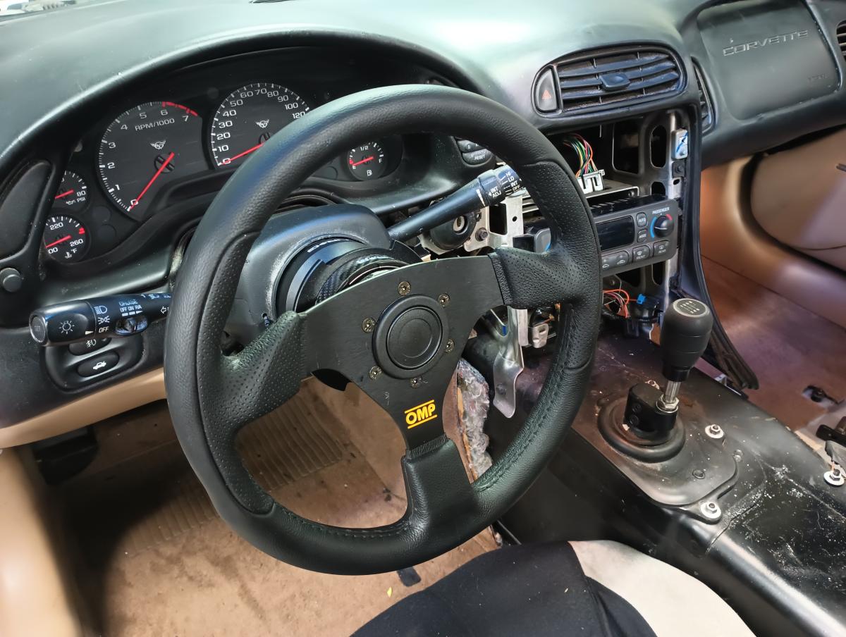 C5 Corvette interior with a Momo 330mm removable steering wheel installed
